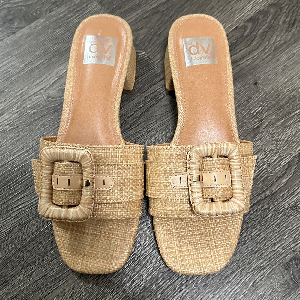 DV by Dolce Vita Tan Textured Mules - Picture 2 of 3